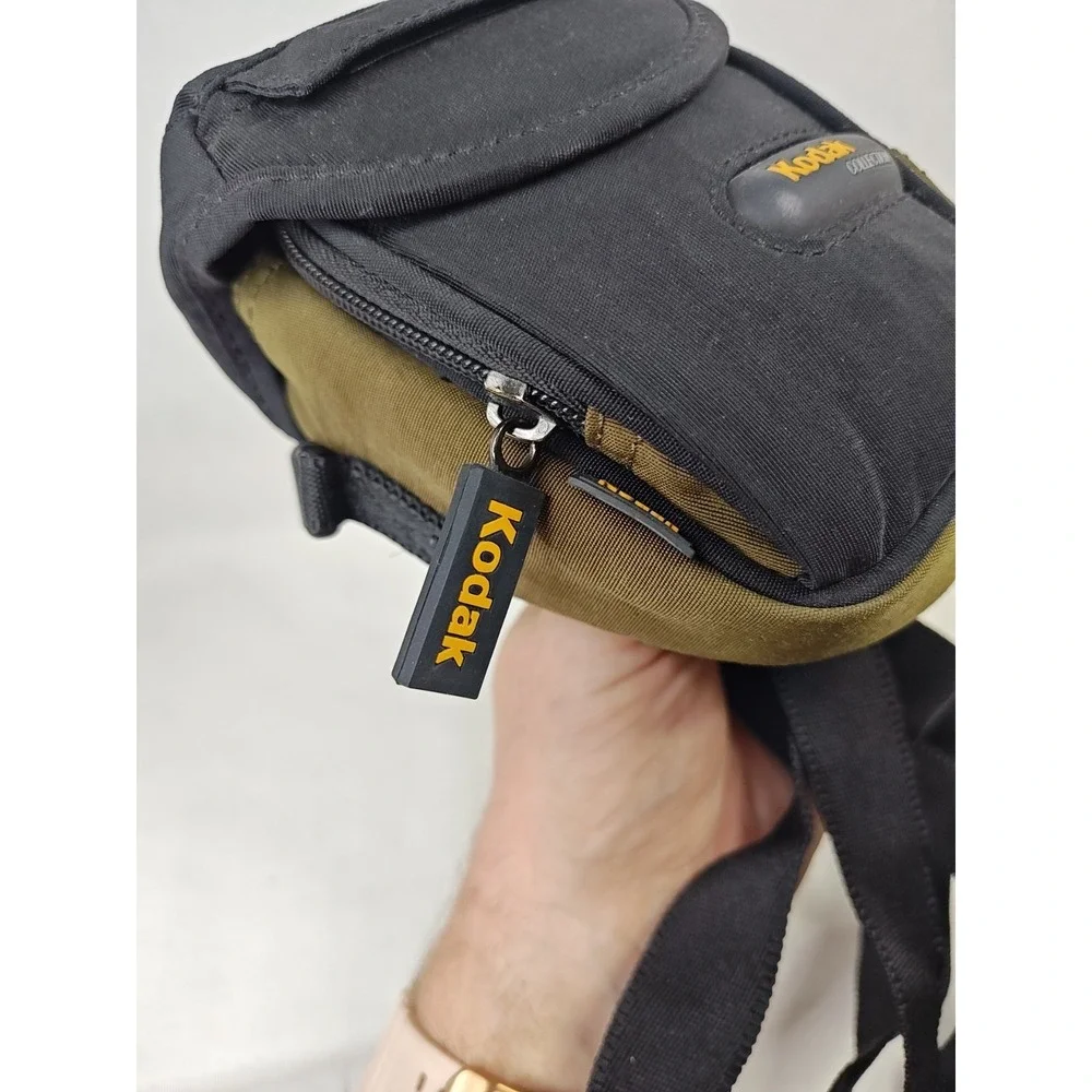 Kodak Dual‎ Compartment Digital Camera Bag Black Green With Adjustable Strap